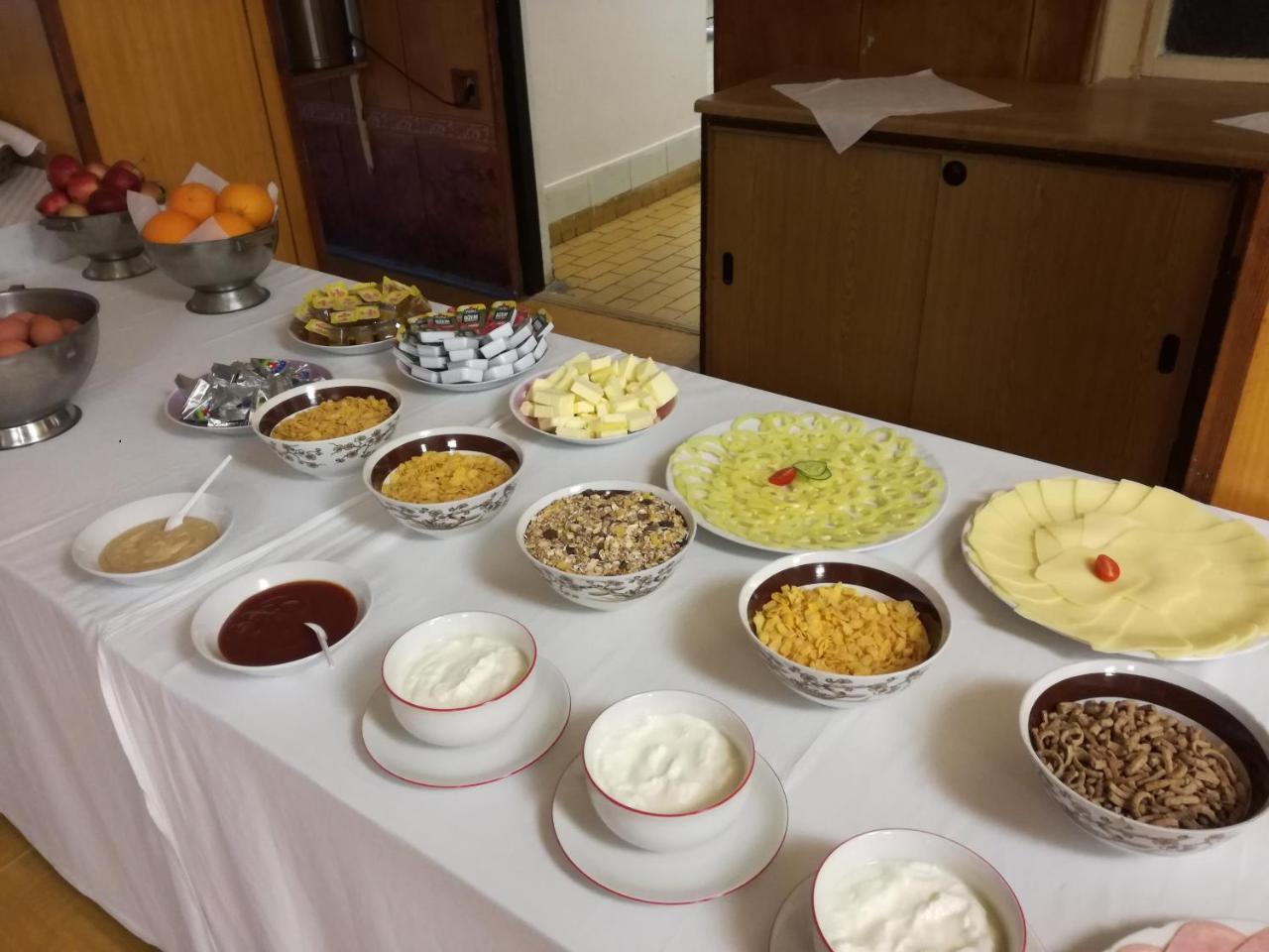 Hotel Hlaska Zlenice 외부 사진